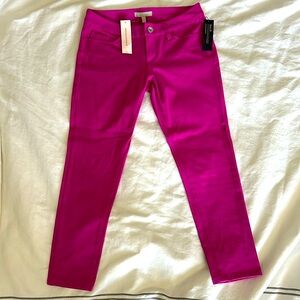 NWT!  Pristine Banana Republic Sloan Leggings.  Size 4P.
